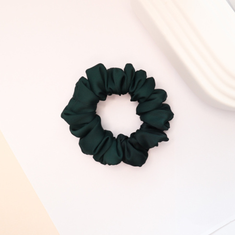 Gumka do włosów - scrunchie S butelkowa zieleń Gumka do włosów - scrunchie S butelkowa zieleń